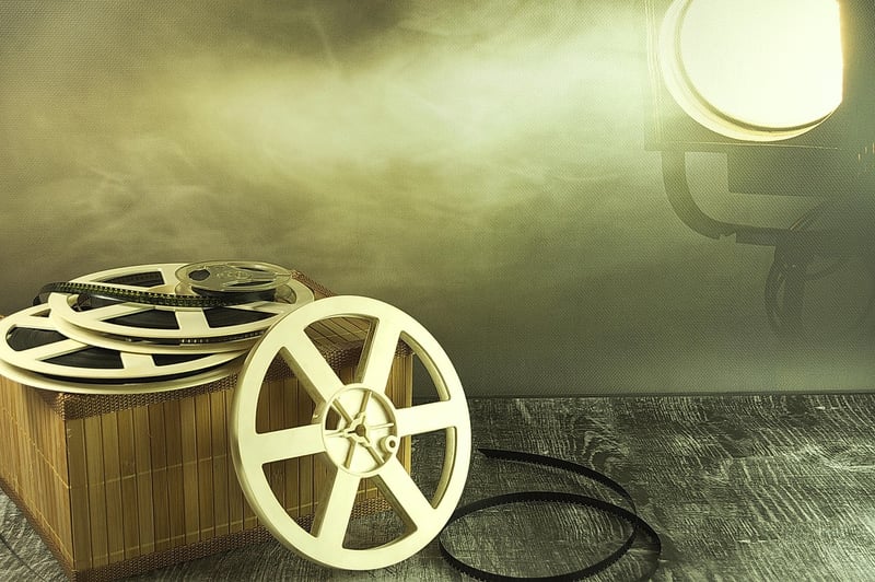 Film reel and cinema projector